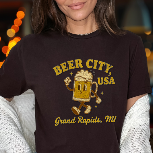 Vintage gold Beer City USA Grand Rapids MI with fun old-school 70's beer mug image